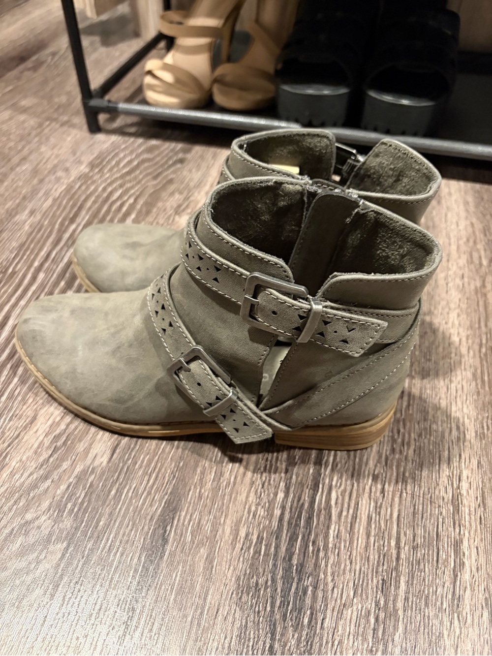 Women's Suede Ankle Booties with Buckle Straps - Gray